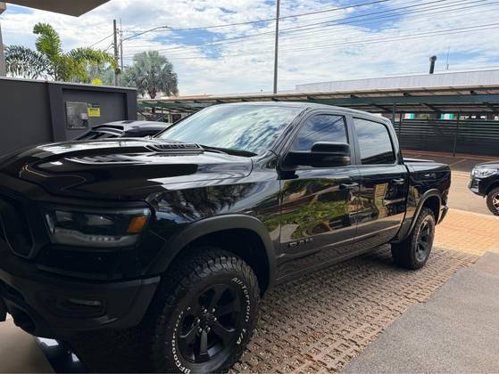 RAM 1500 5.7 V8 GASOLINA REBEL CD 4X4 AUTOMÁTICO